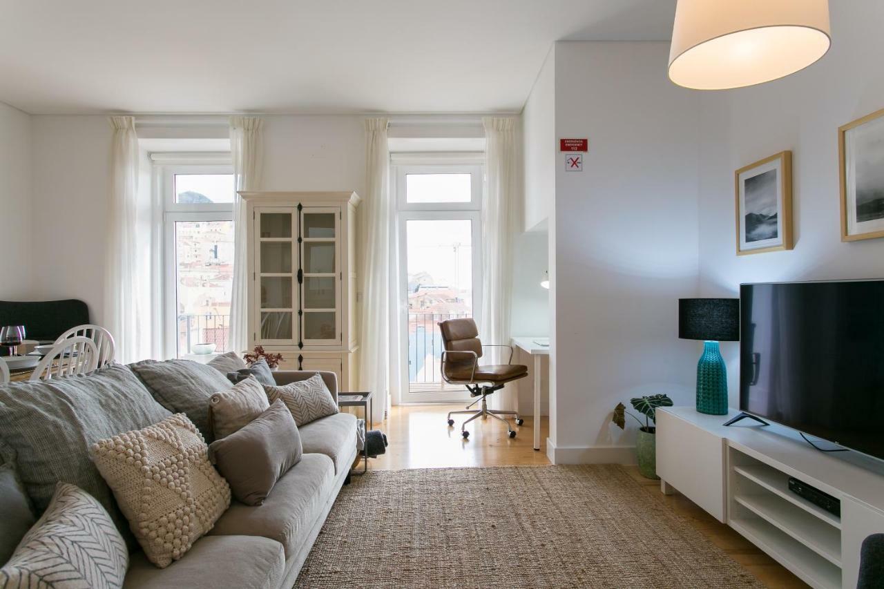 Altido Elegant City Deluxe Apartment & Altido Luxurious 3-Bedroom Apt With Terrace In Intendente ลิสบอน ภายนอก รูปภาพ