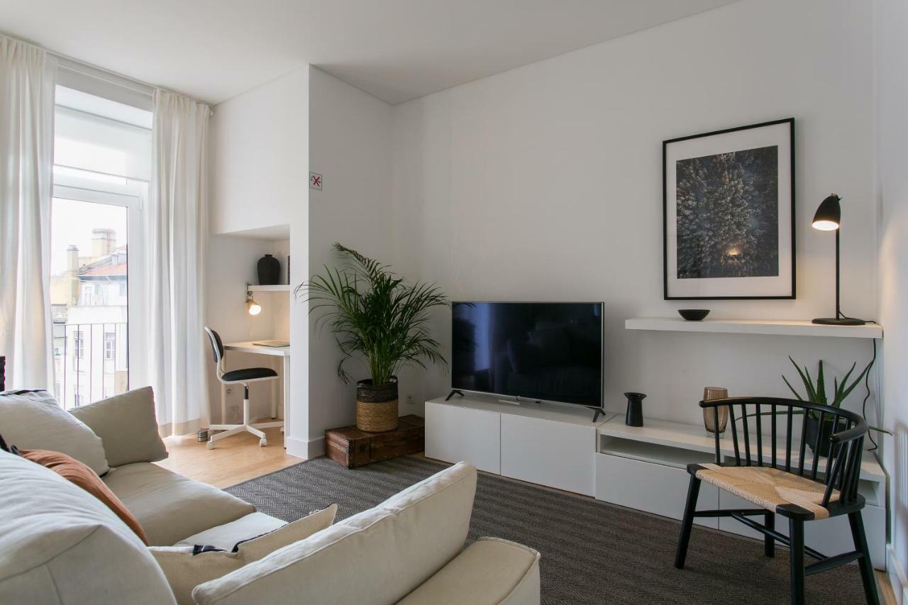 Altido Elegant City Deluxe Apartment & Altido Luxurious 3-Bedroom Apt With Terrace In Intendente ลิสบอน ภายนอก รูปภาพ
