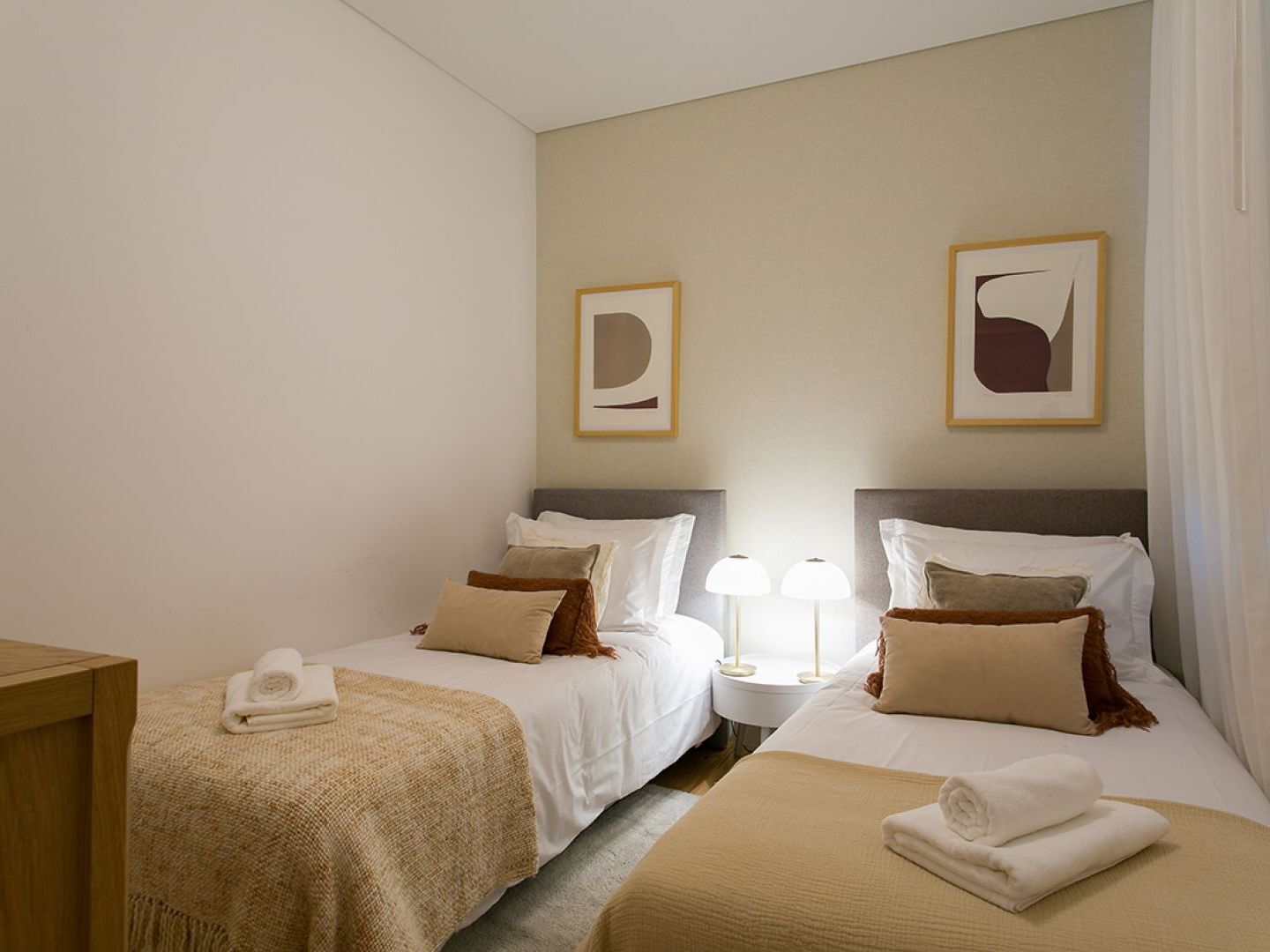 Altido Elegant City Deluxe Apartment & Altido Luxurious 3-Bedroom Apt With Terrace In Intendente ลิสบอน ภายนอก รูปภาพ