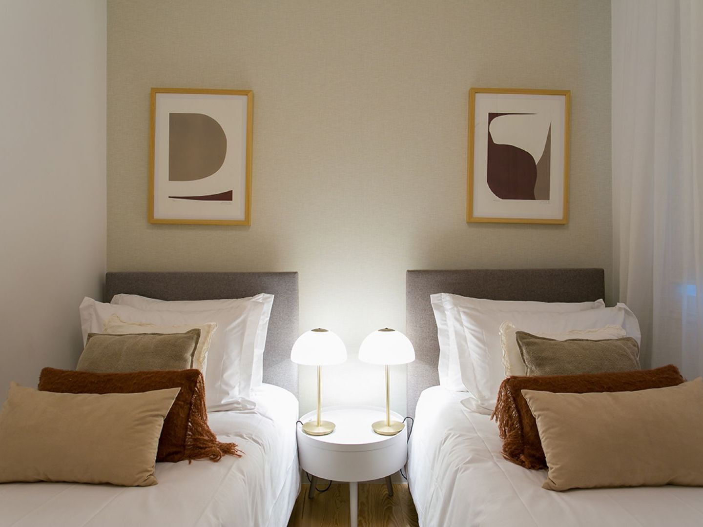 Altido Elegant City Deluxe Apartment & Altido Luxurious 3-Bedroom Apt With Terrace In Intendente ลิสบอน ภายนอก รูปภาพ